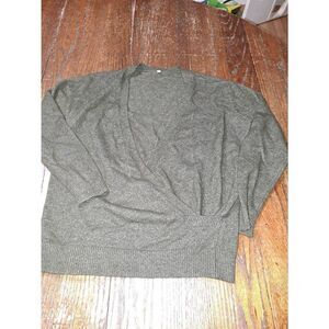 Large Grey Long Sleeve Deep VNeck Long Sleeve Pullover Sweater Faux Wrap Shirt